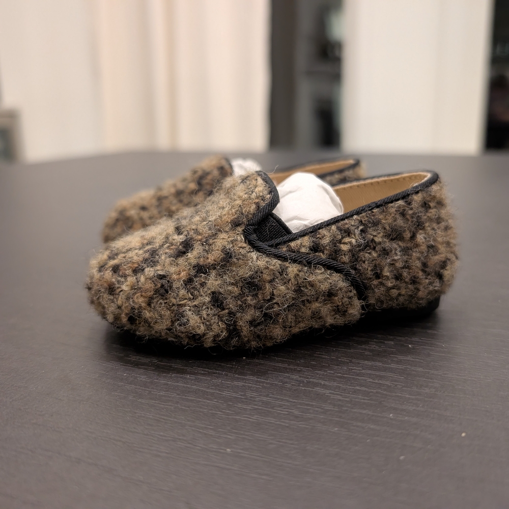 Banana Republic Kids Brown and Black Slippers